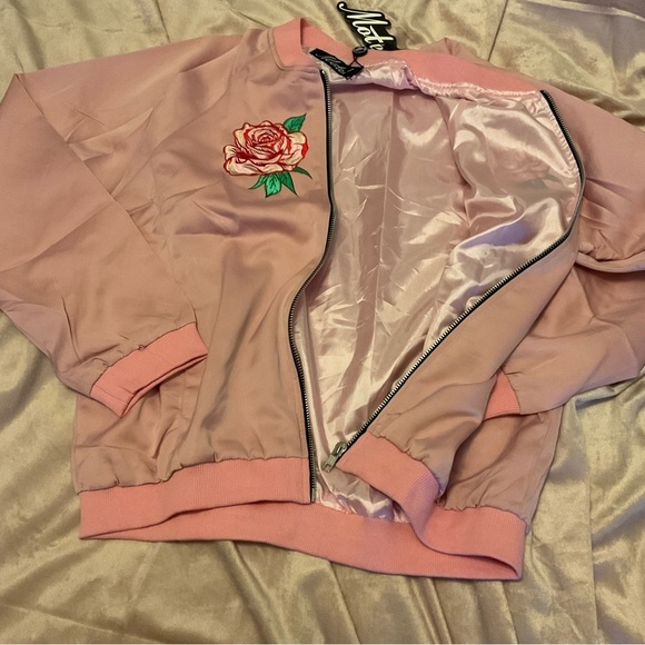 NEW Rose Embroidered Satin Bomber Jacket size medium - Picture 9 of 12